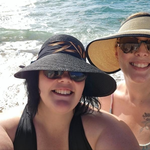 Meet your Posher, Jeri Lynn 🩷 - Picture 14 of 16